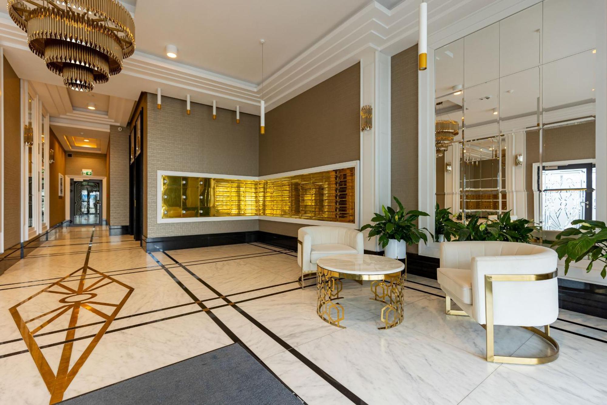 Art Deco Apartment Mokotow With Parking & Gym By Renters Prestige 바르샤바 외부 사진